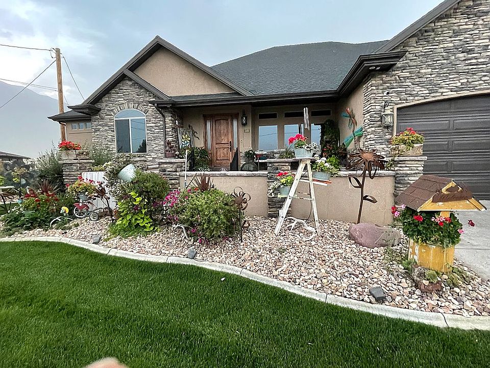 Front of house from road