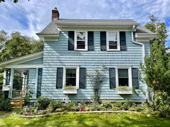 1821 Wallace Ave, Duluth, MN 55803