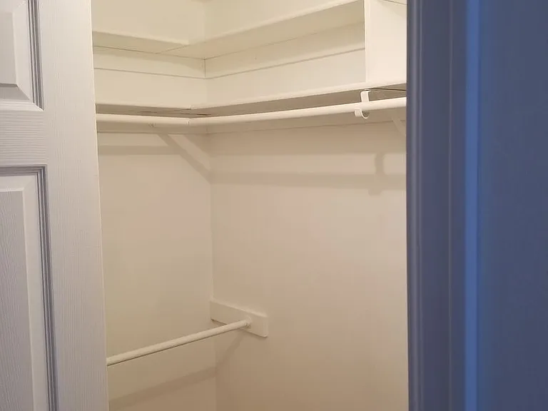 2836 Troxell Ave — Photo 54
