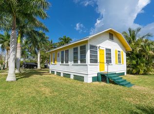 201 Copeland Ave N, Everglades City, FL 34139