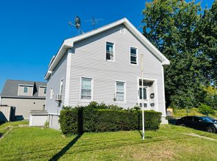 487 Niantic Ave #B, Cranston, RI 02910
