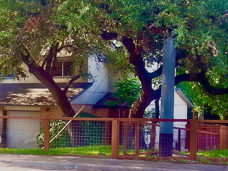 414 W Dittmar Rd #B — Photo 18