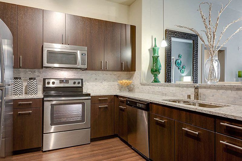 Cityplace Heights Kitchen