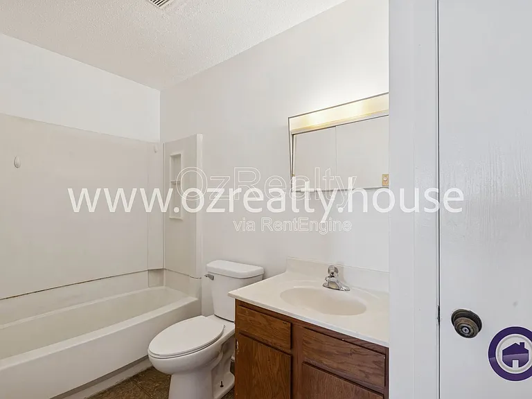 2150 N McCord Rd — Photo 10