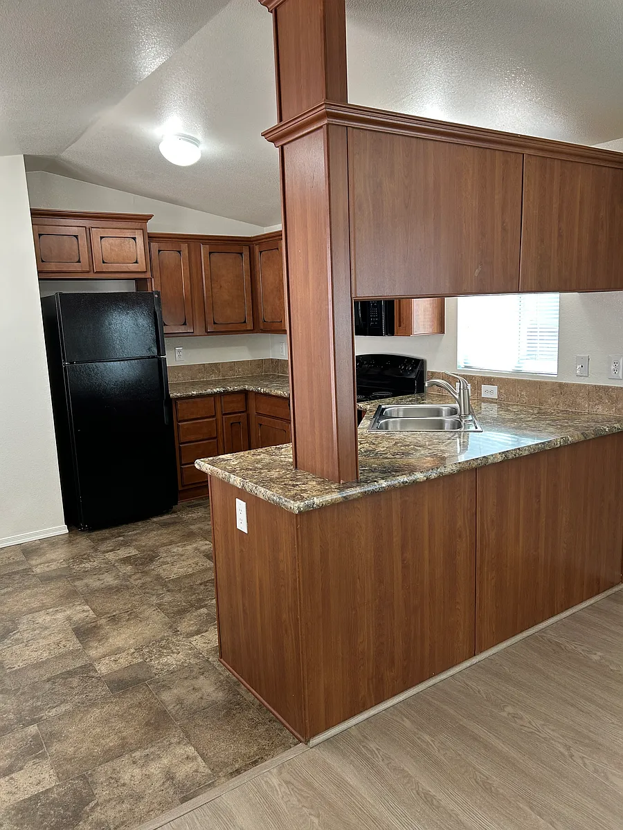 Building Photo - 5600 N Dakota St #11