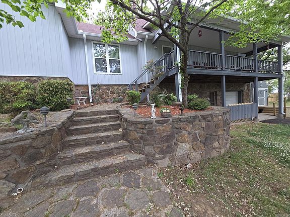2nd image of 1402 Holmes Rd