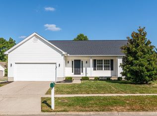 7860 Ravenwood Ln, Maineville, OH 45039