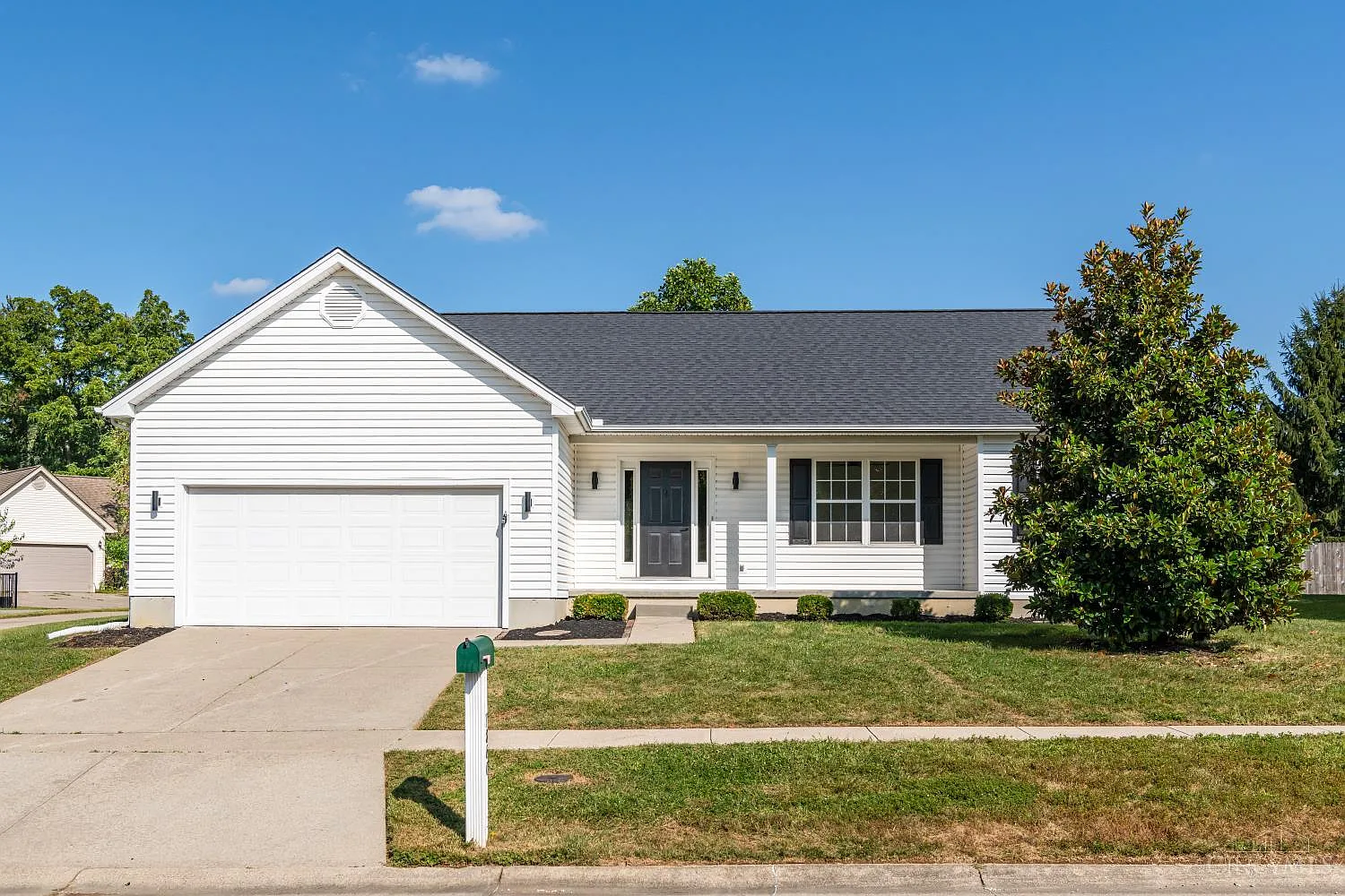 7860 Ravenwood Ln photo 1