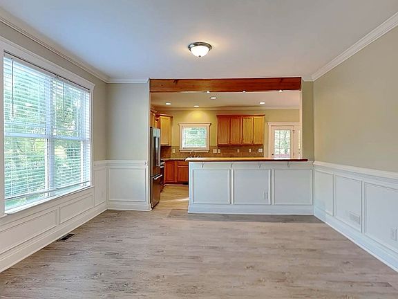 3rd image of 1558 Boulder Walk Dr SE