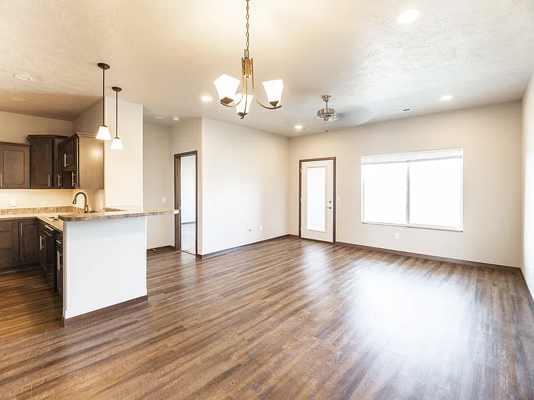 Sunrise Creek Townhomes — Photo 77