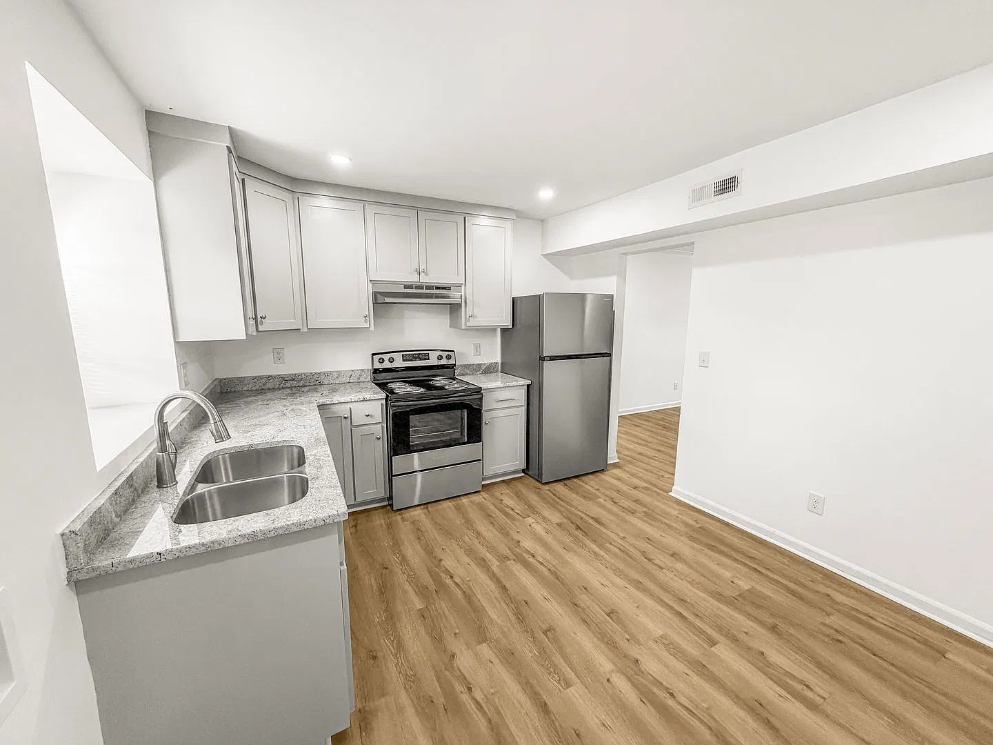 Wellongate Apartments — Photo 2