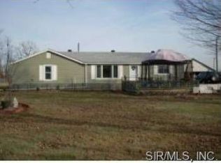 26734 Rangeline Rd, Jerseyville, IL 62052