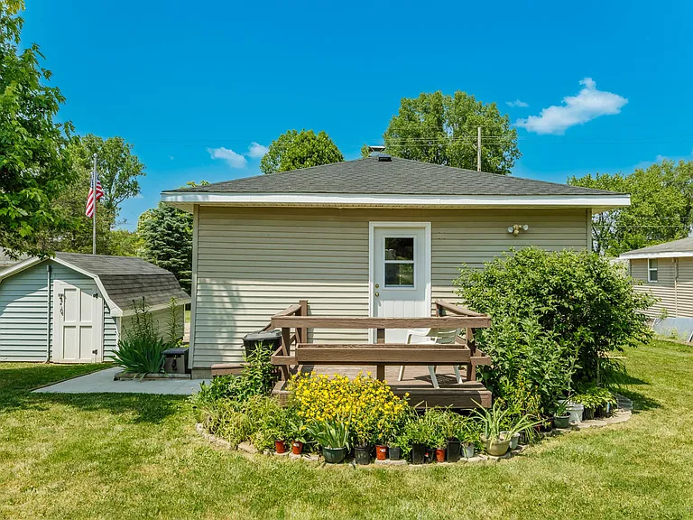 W6877 S Shore Dr — Photo 19