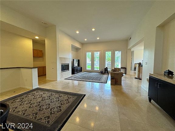 5th image of 10324 Canyon Valley Ave