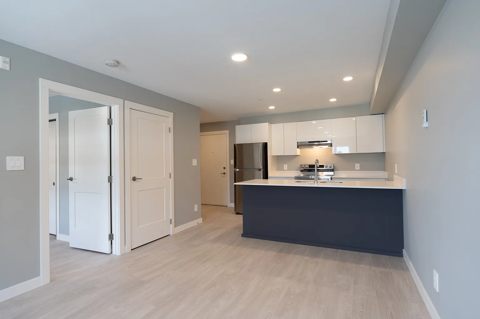 854 Island Hwy S #1267403 photo 1