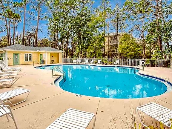 4th image of 200 Sandestin Ln APT 1409