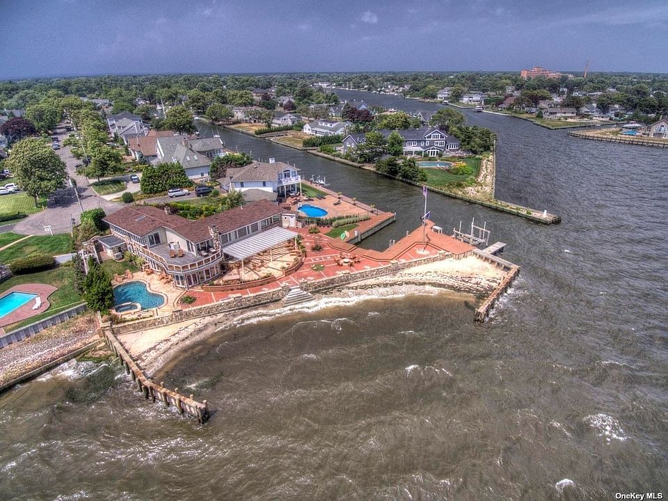 75 Tahlulah Lane, West Islip, NY 11795 Zillow