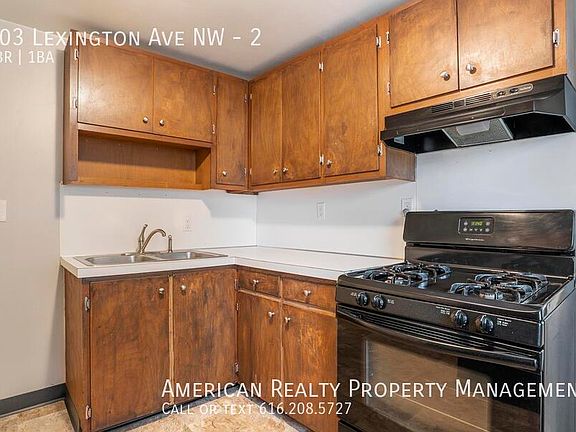 5th image of 103 Lexington Ave NW #2