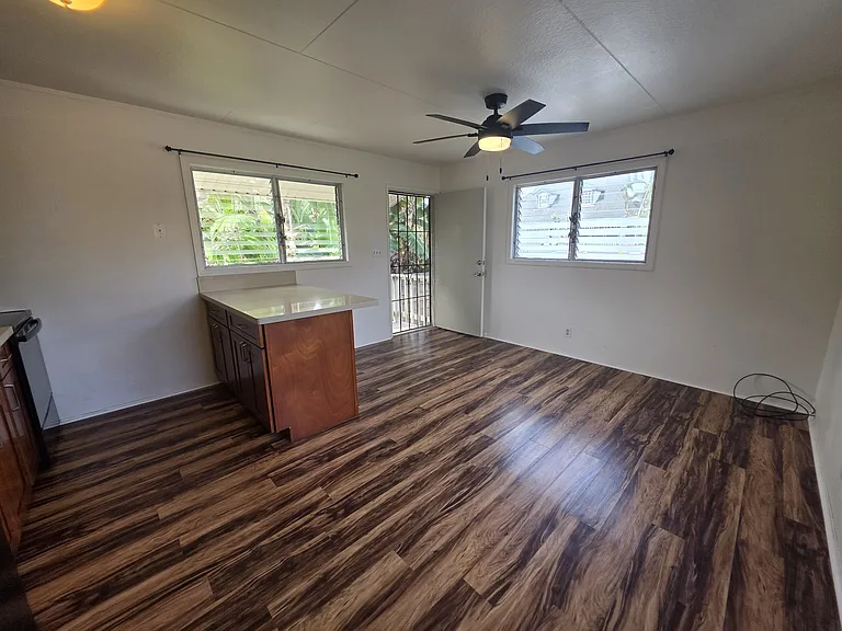 255 Maluniu Ave #3 — Photo 6