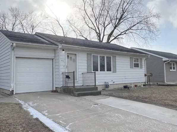 825 7th St SE, Mason City, IA 50401