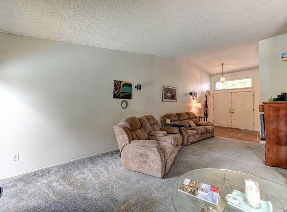 3rd image of 3141 Yarwood Way