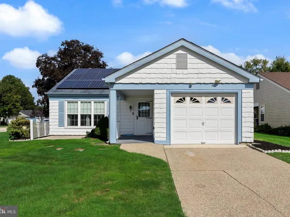 1 Westminster Dr S, Southampton, NJ 08088