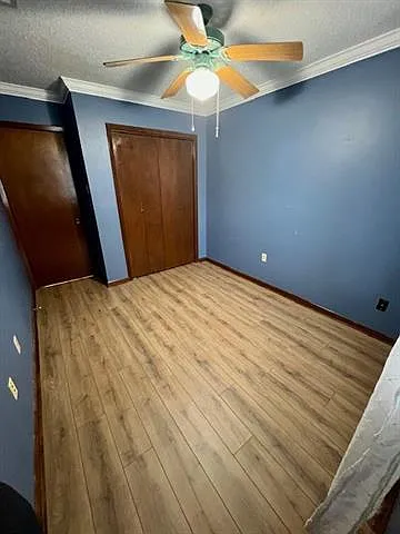 832 Dolphin Ct — Photo 9