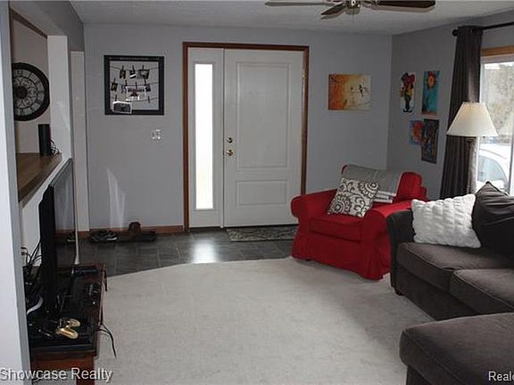 5th image of 1444 Vanstone Dr