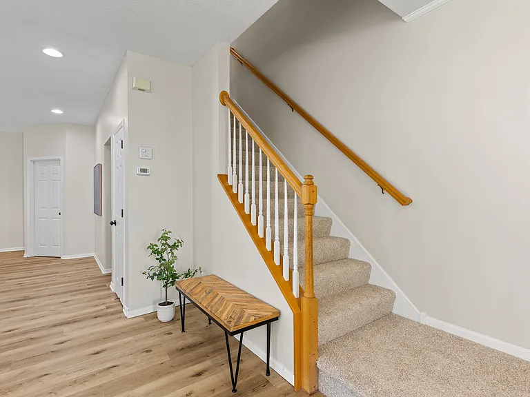 15734 Porchlight Ln — Photo 4