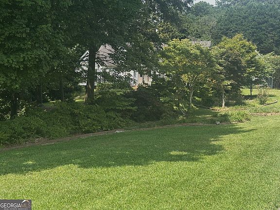 4th image of 2473 Whispering Pines Dr SW