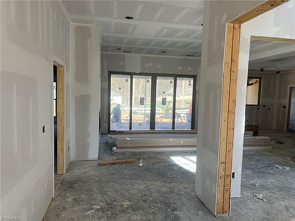 2nd image of 6943 Ridge Rd