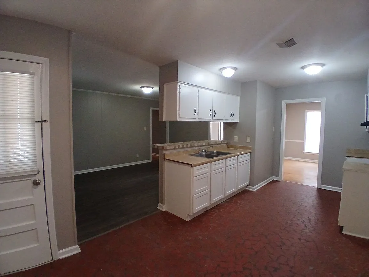 Building Photo - 4701 Blanding Cv