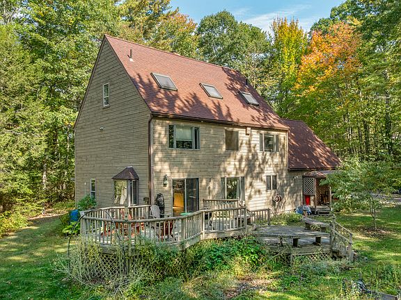 5th image of 96 Timber Lane