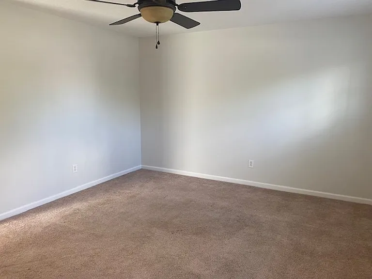 4402 Betty Ln — Photo 4