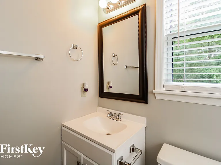 107 Eagle Nest Ct — Photo 13