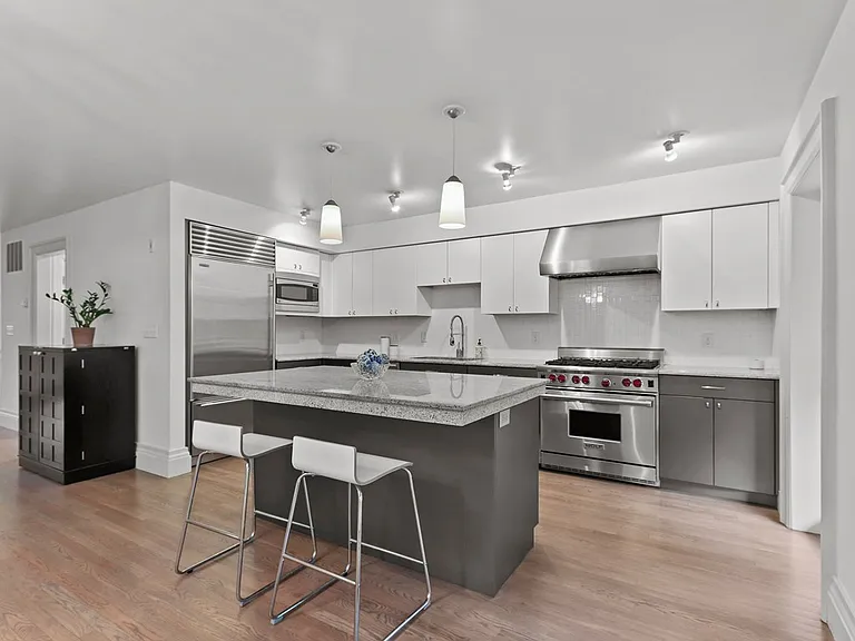 21 Union Park #GRD — Photo 5