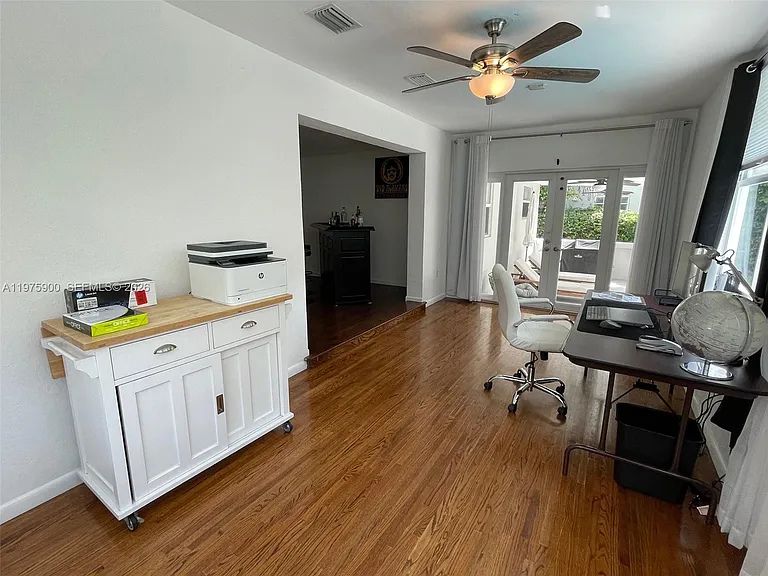 1420 Baracoa Ave — Photo 11