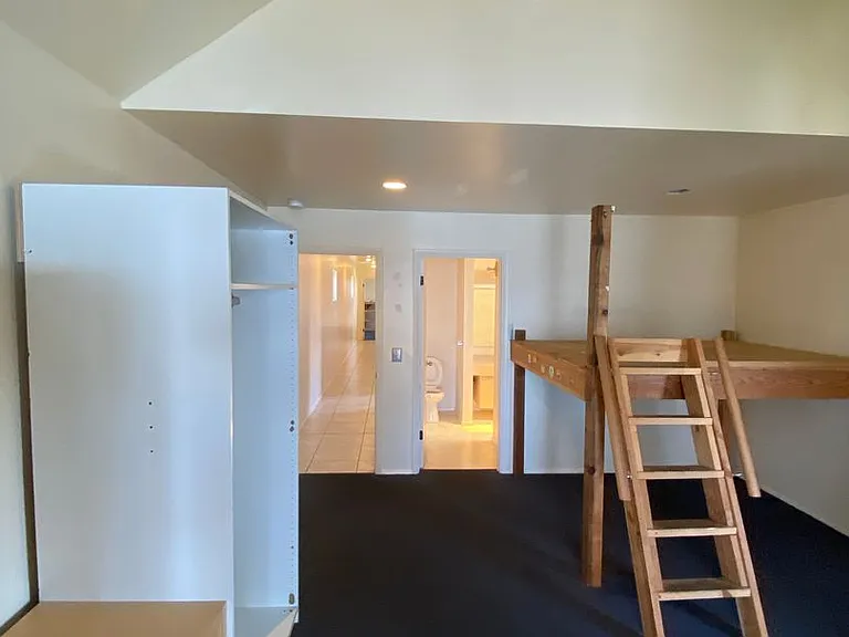 6773 Del Playa Dr — Photo 21