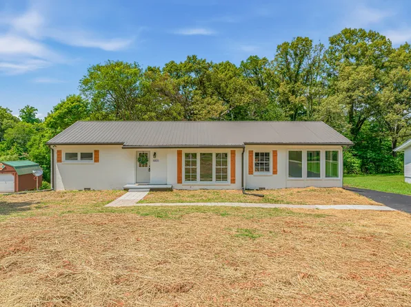 6821 Westland Dr, Knoxville, TN 37919