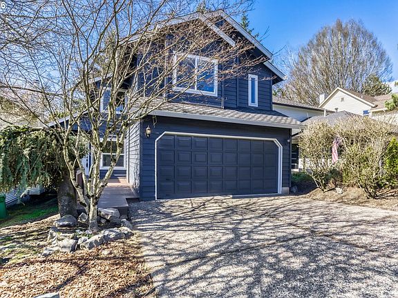 2nd image of 132 Kingsgate Rd