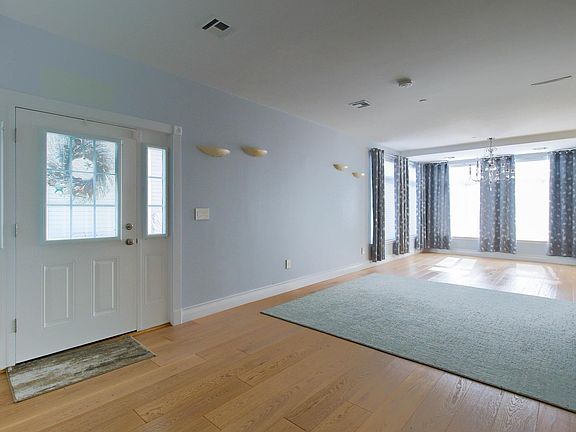2nd image of 6401 Ocean Ave N Unit A