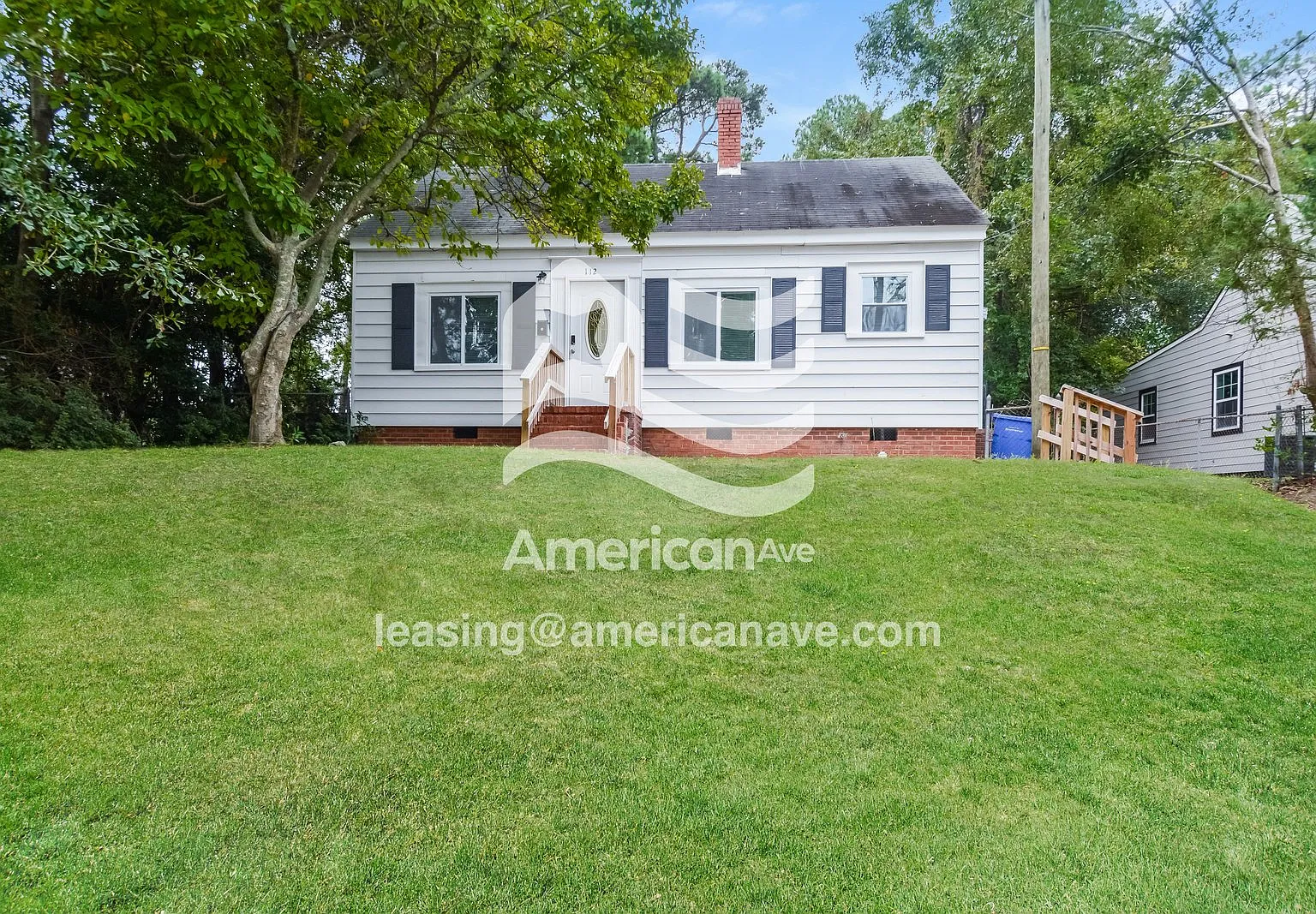 3 bed, 1.0 bath, 1072 sqft, $1,097 — Photo 1