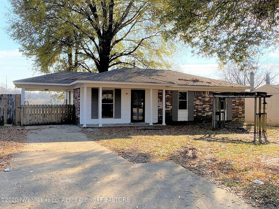 1st image of 1885 Dorchester Dr