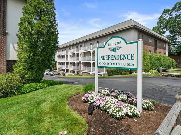 195 Independence Ave Unit 122, Quincy, MA 02169