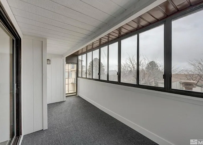 3535 Balboa Dr — Photo 2