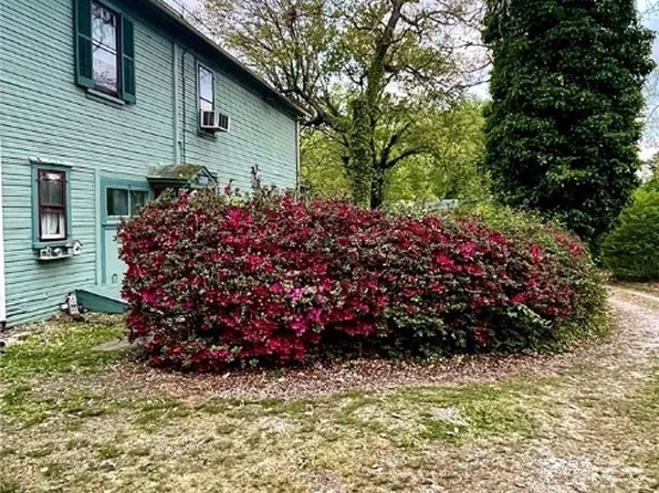 12133 Winfree St, Chester, VA 23831