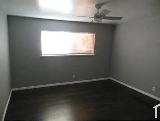 1117 E Tucker St #C — Photo 12