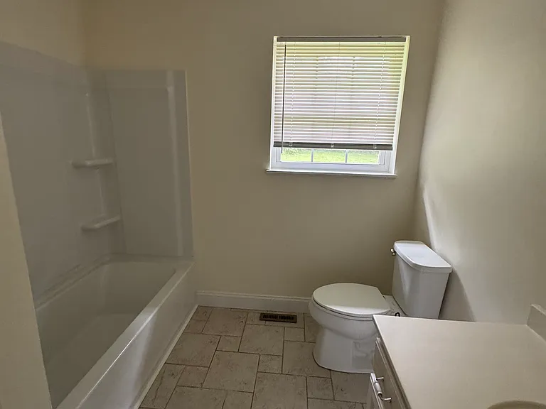 19 Elk Dr — Photo 5
