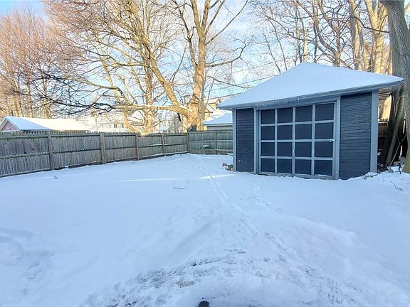 2nd image of 20 Raeburn Ave