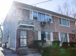 3404 Brookside St, Little Neck, NY 11363